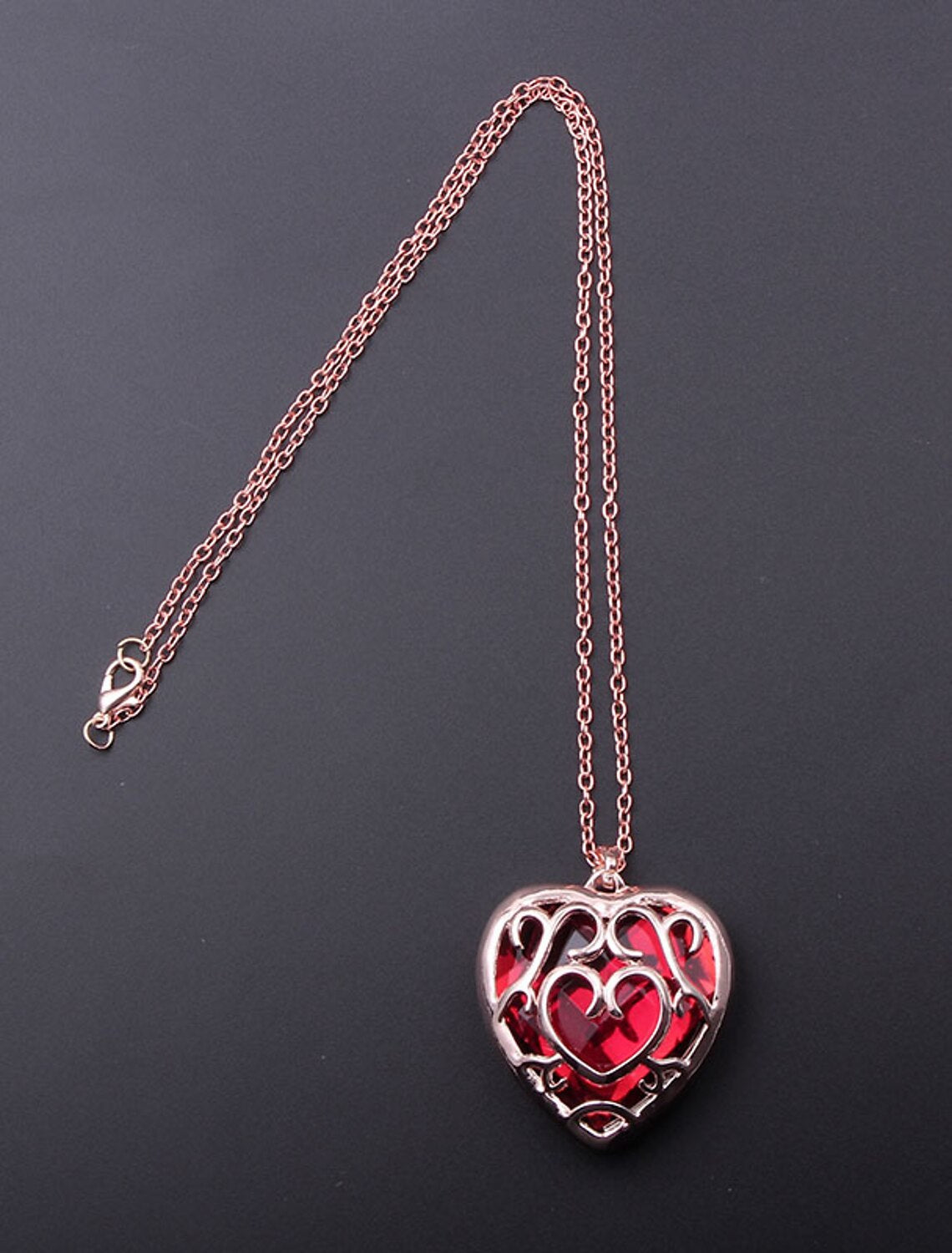 Red Heart Container Necklace in The Legend of Zelda Breath of the Wild, Skyward Sword, Cross-Border Pendant, Tears of the Kingdom