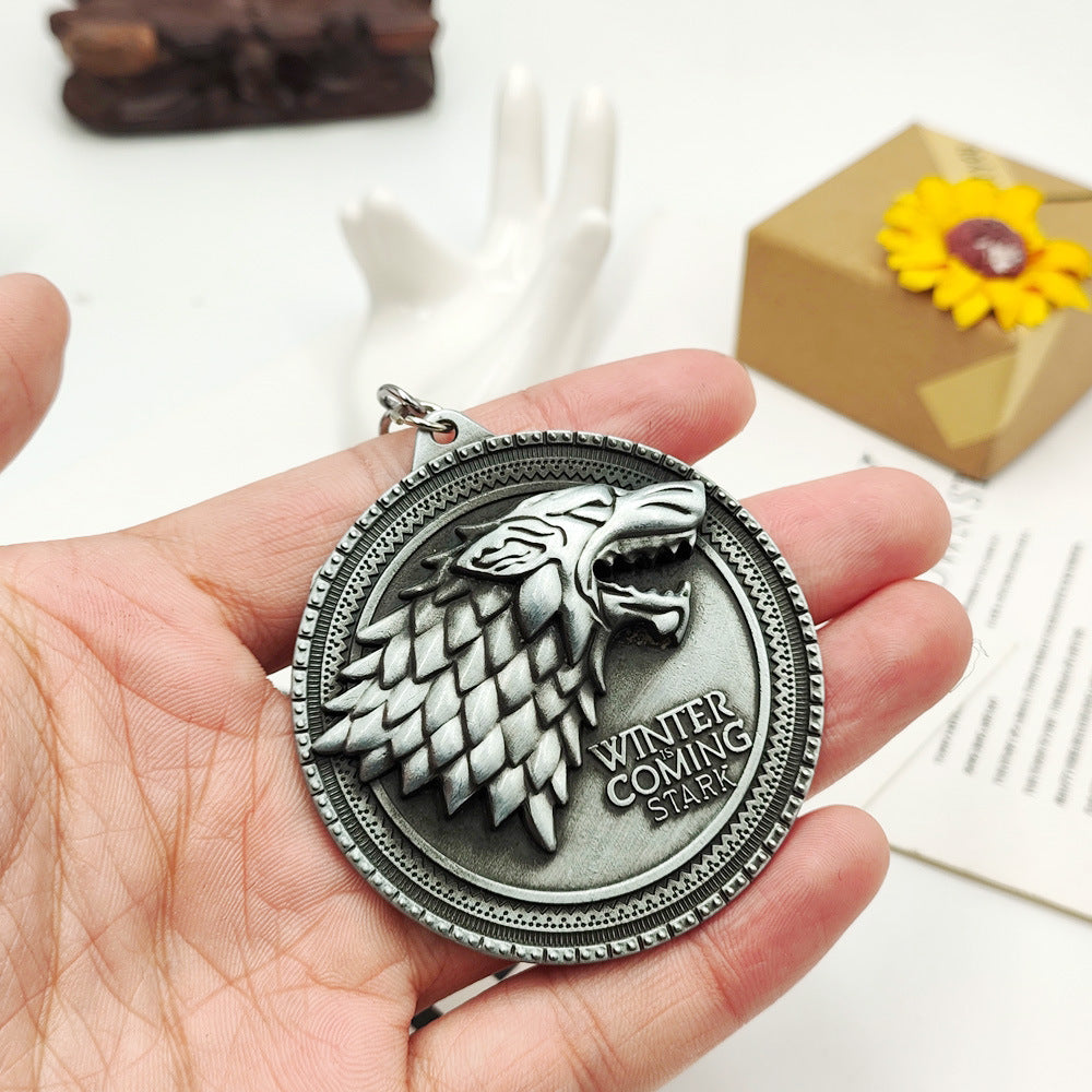 Game of Thrones House Stark Direwolf Sigil Keyring Pendant (Stell)